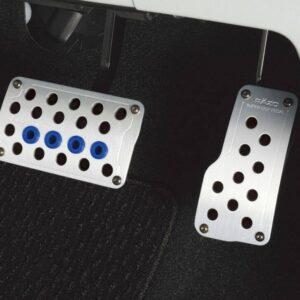 Car Mate Razo Super Grip Pedal Set A/T w/Blue #RP121